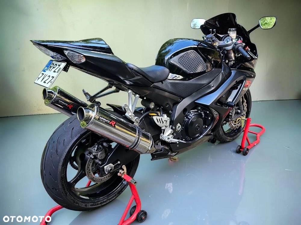 Suzuki GSX-R - 5