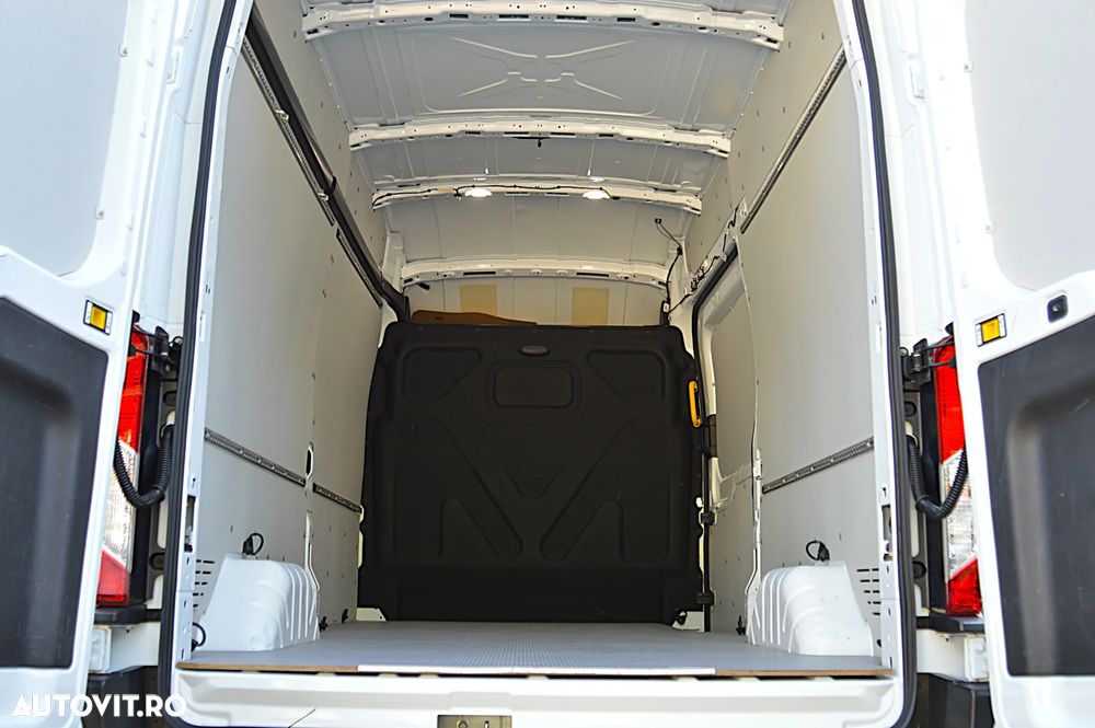 Ford E-TRANSIT L3H3 3500KG - 17
