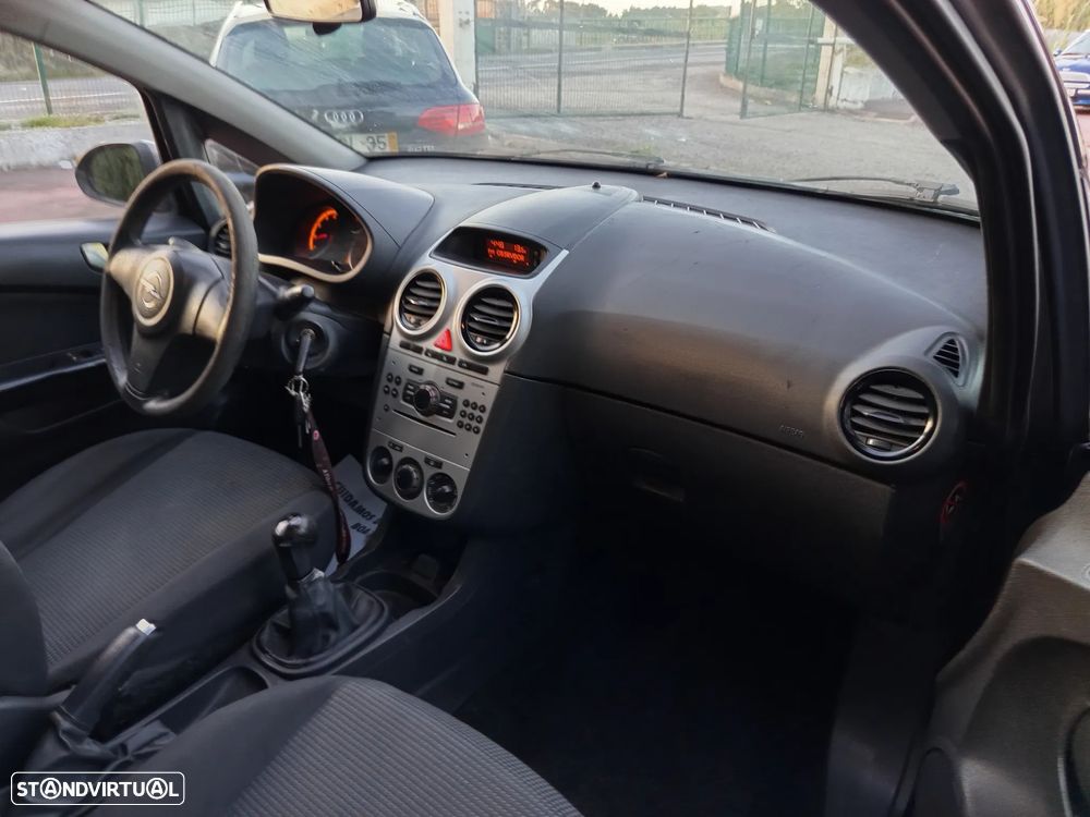 Opel Corsa 1.2 Enjoy FlexFuel - 22