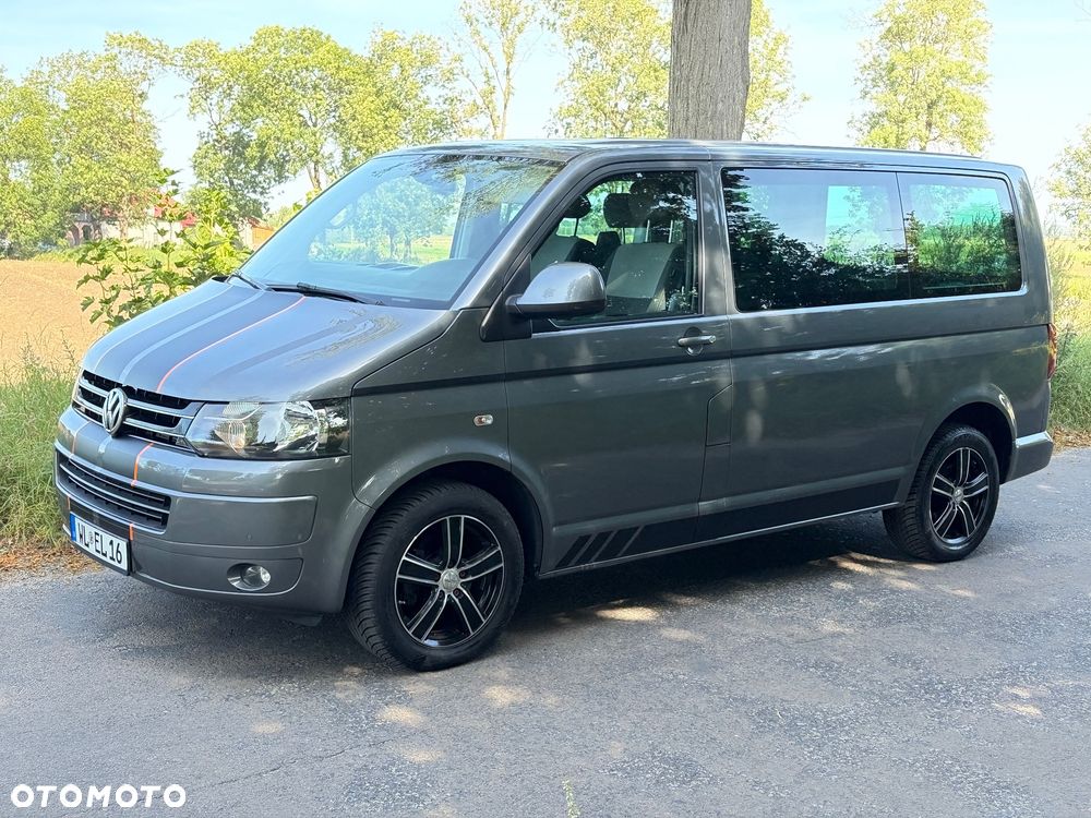 Volkswagen Multivan - 7