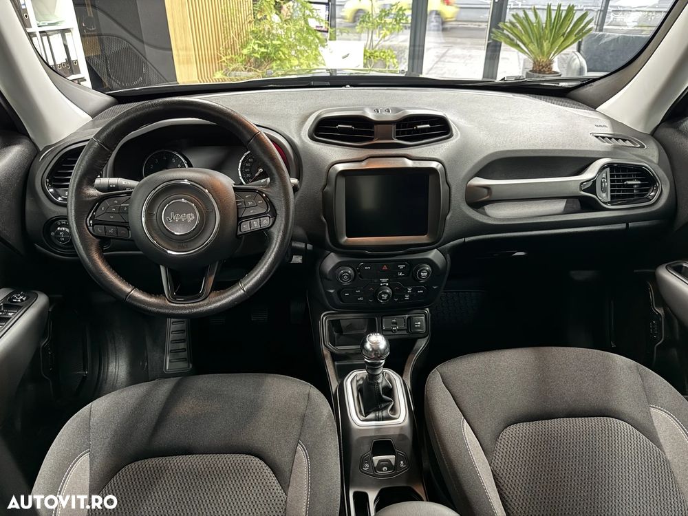 Jeep Renegade 1.0 T-GDI Night Eagle - 23