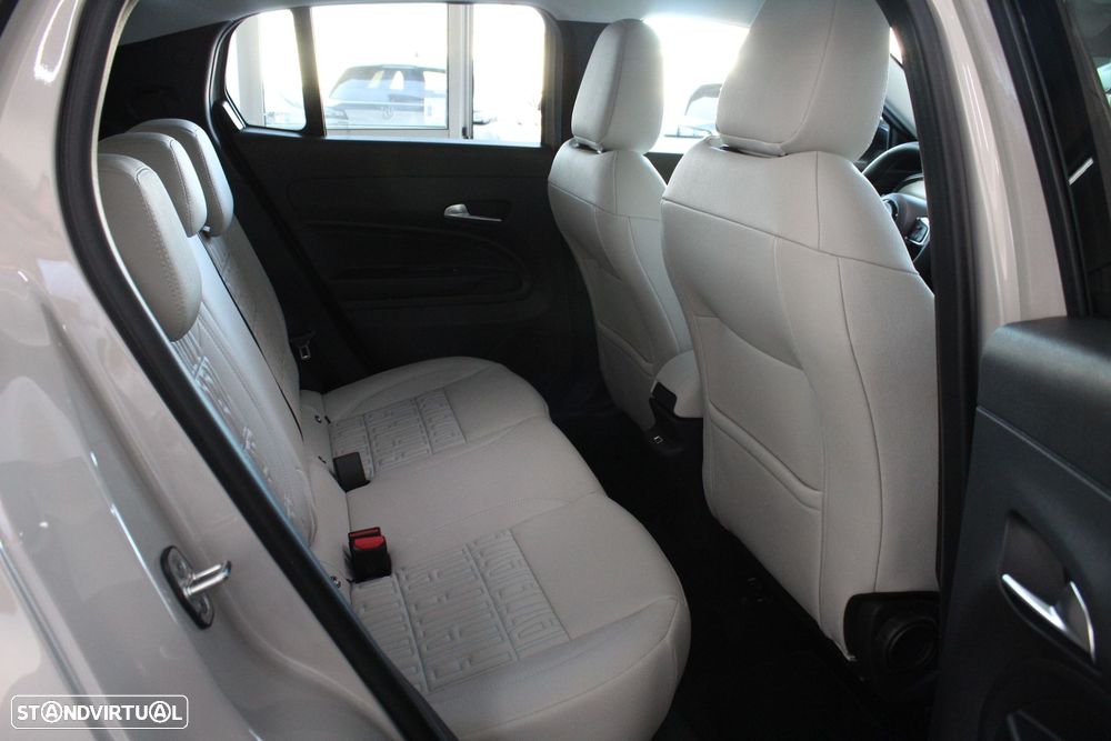 Fiat 600 1.2 Hybrid La Prima - 9