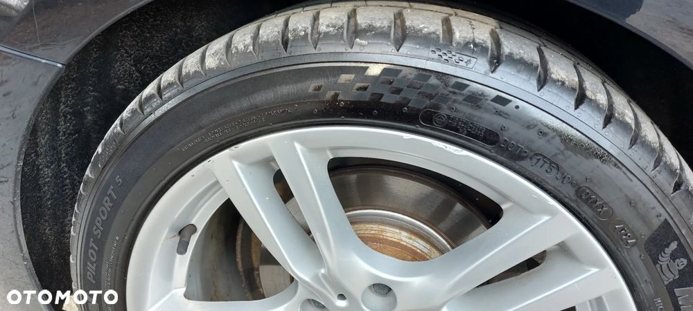 BMW Seria 3 328i Sport Line - 26