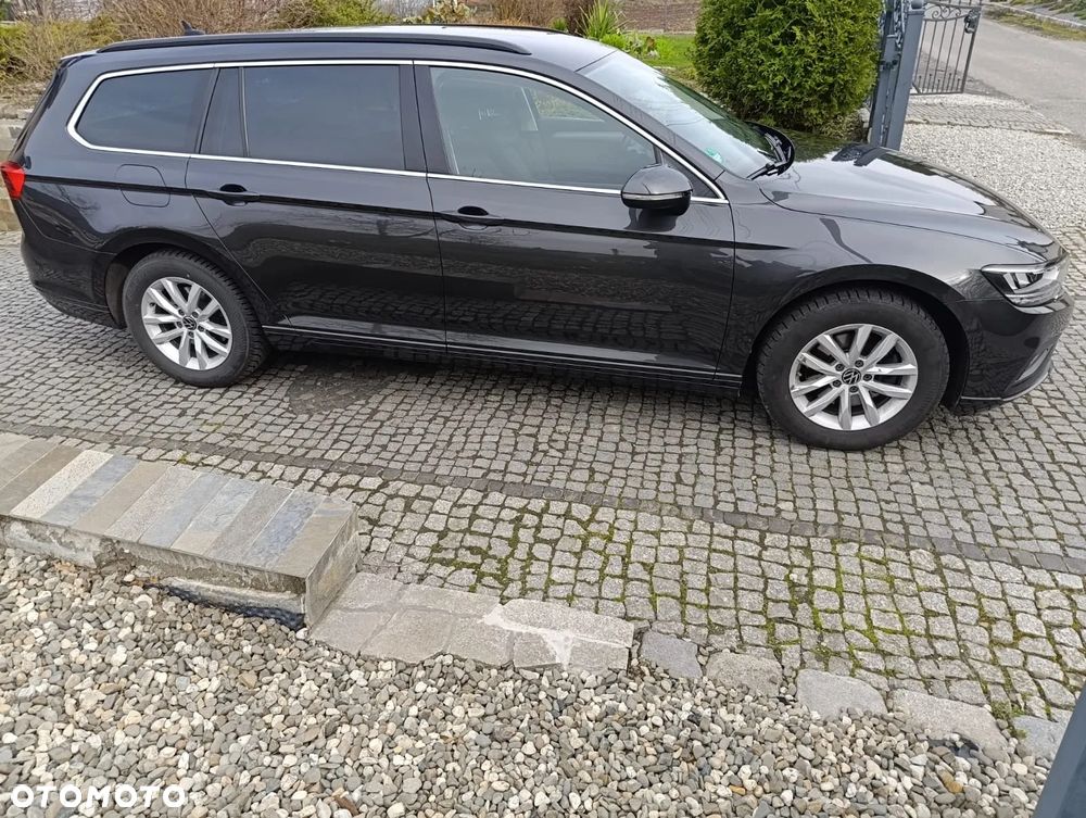 Volkswagen Passat 2.0 TDI SCR DSG Comfortline - 2