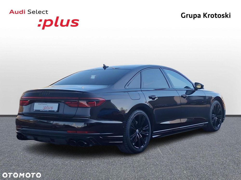Audi S8 - 6