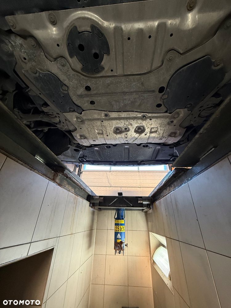 BMW Seria 3 320d xDrive MHEV Sport - 27