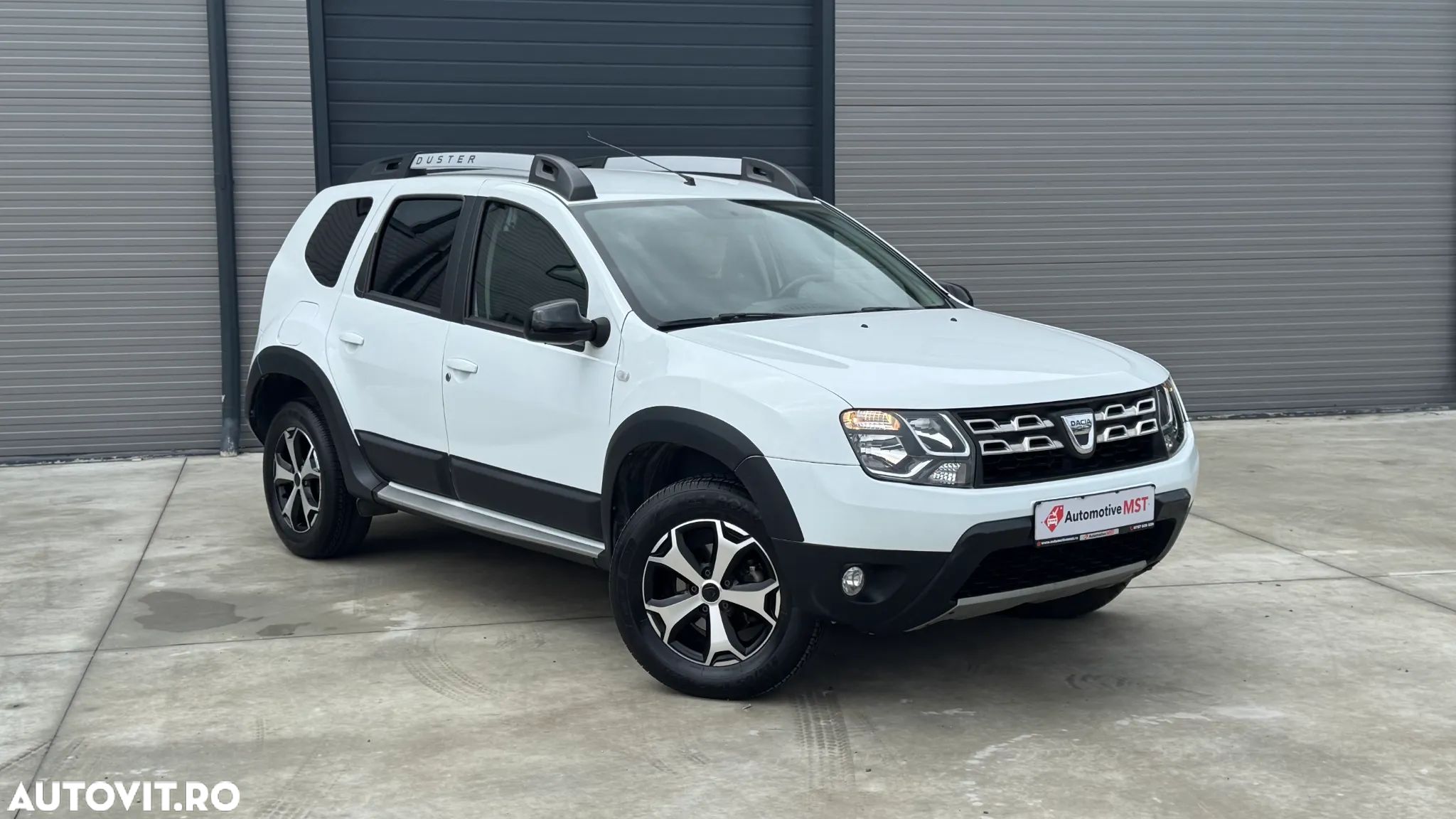 Dacia Duster 1.5 dCi 4x2 Laureate - 1