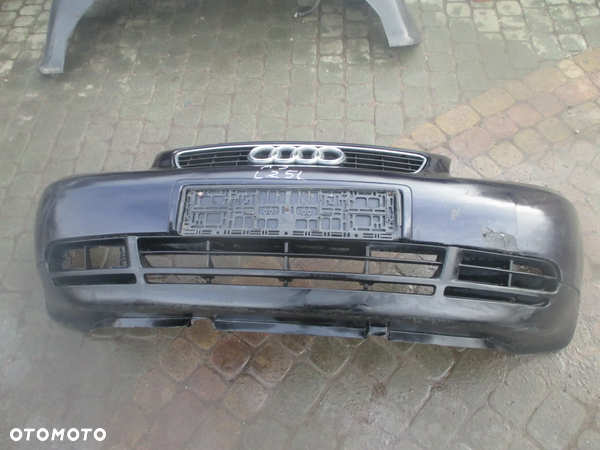 zderzak Audi A3 8L LZ5L