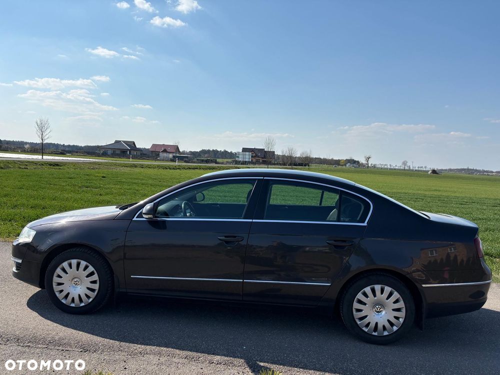 Volkswagen Passat 1.8 TSI Comfortline - 2