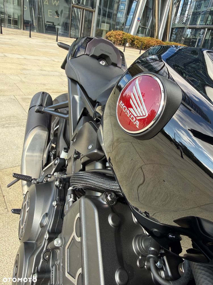 Honda CB - 8