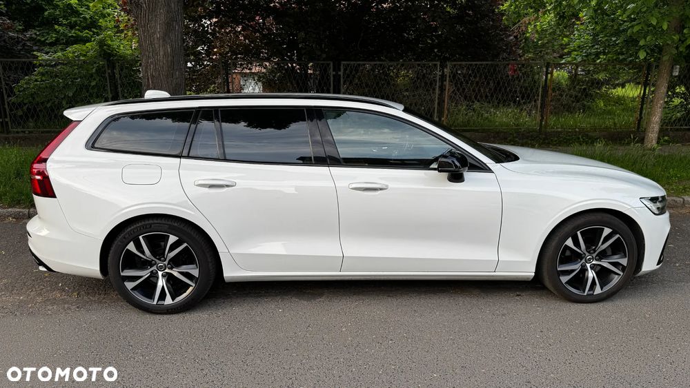Volvo V60 B4 D R-Design - 6