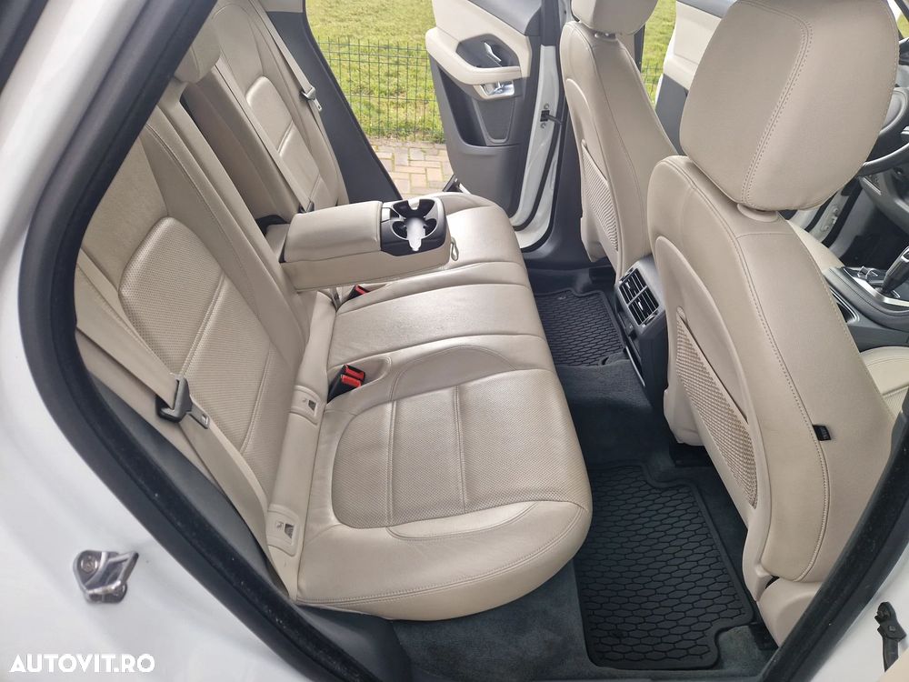 Jaguar E-Pace D150 AWD Base - 20