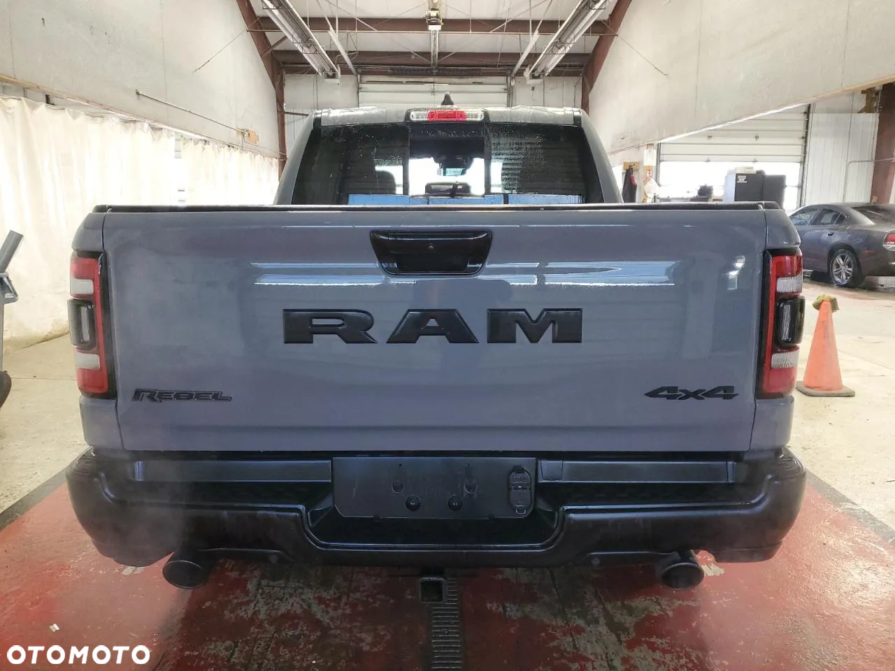 RAM 1500 5.7 Crew Cab Rebel - 6