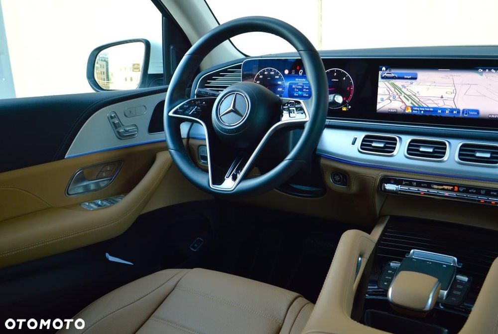Mercedes-Benz GLE - 12