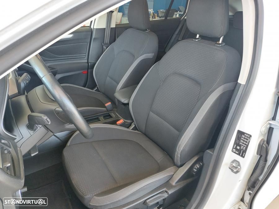 Ford Focus SW 1.0 EcoBoost Business - 10