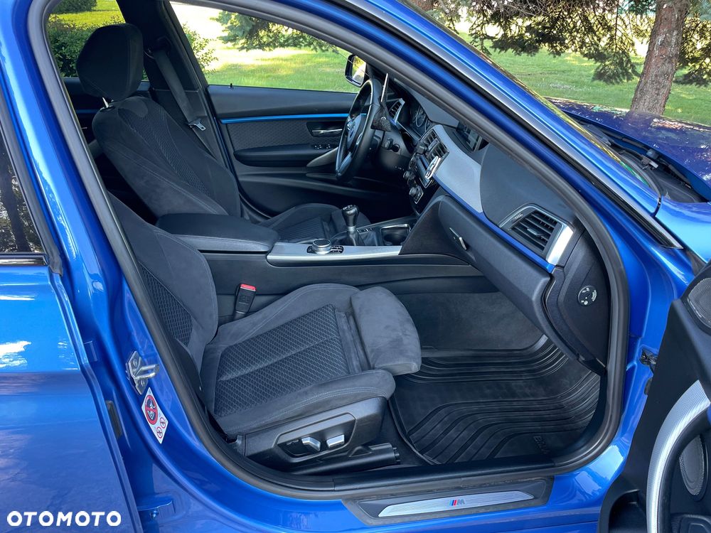 BMW Seria 3 320d Edition M Sport Shadow - 15