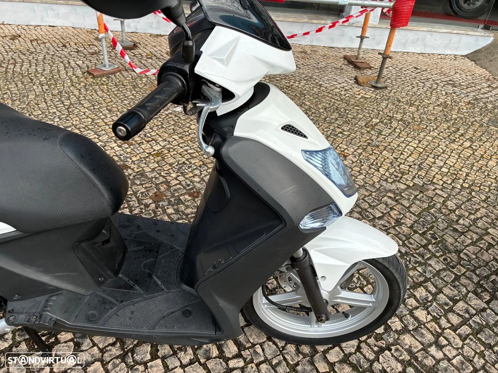 Kymco Agility 125 - 11
