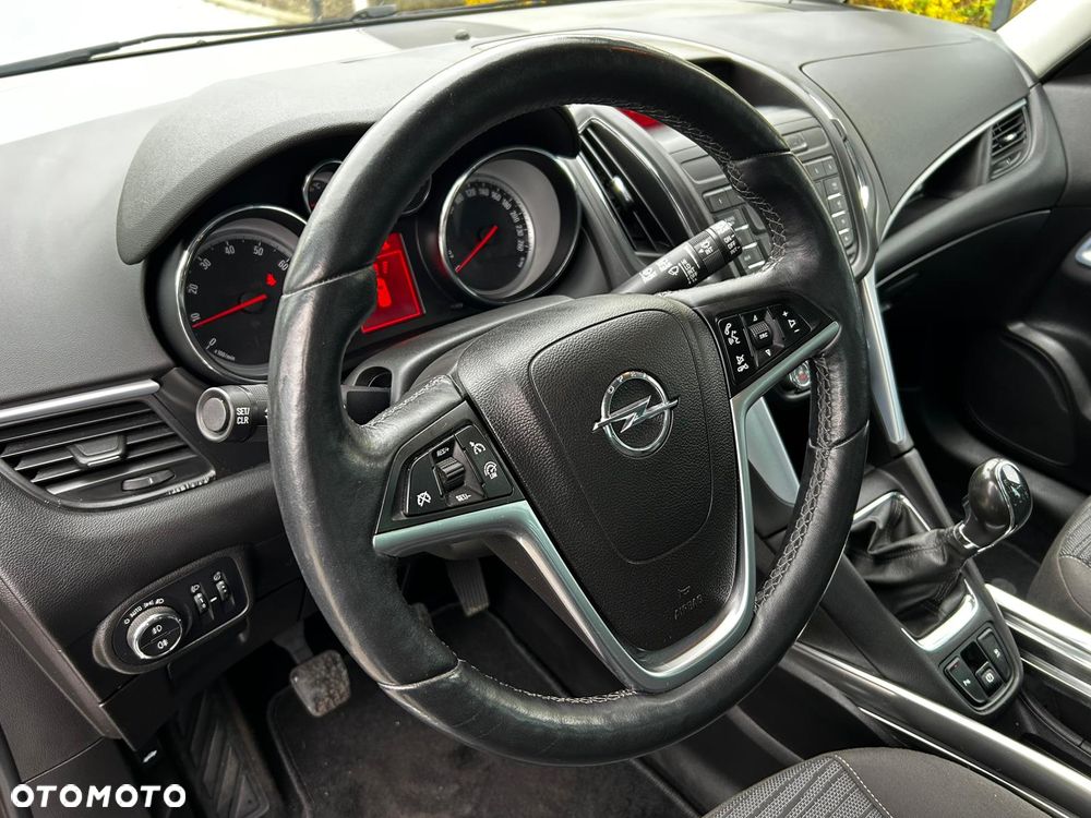 Opel Zafira 1.4 Turbo (ecoFLEX) Start/Stop Active - 25