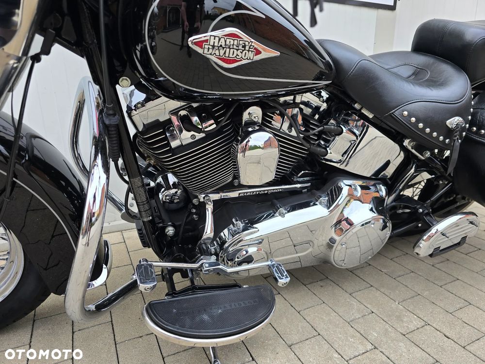 Harley-Davidson Softail Heritage Classic - 11