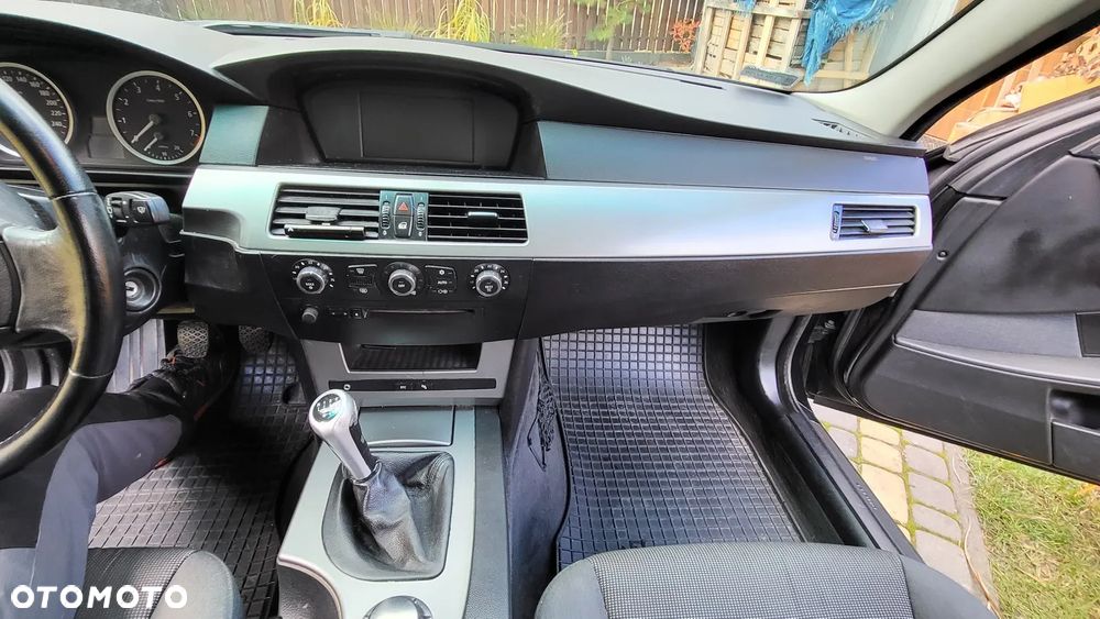BMW Seria 5 530i - 21