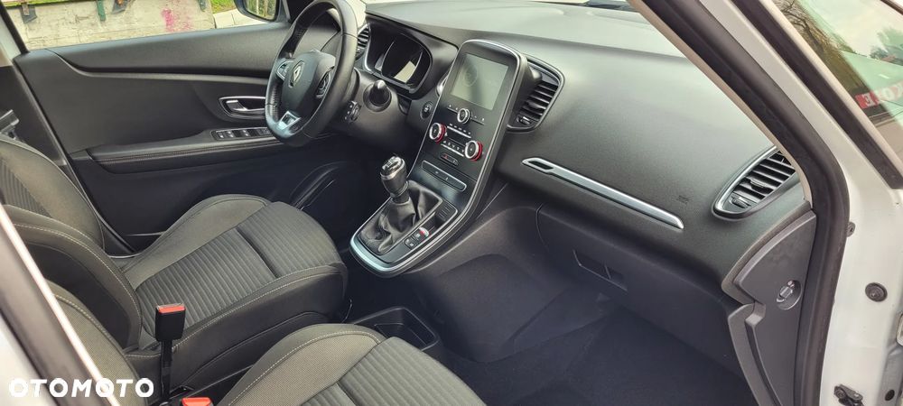 Renault Scenic ENERGY TCe 115 LIFE - 14
