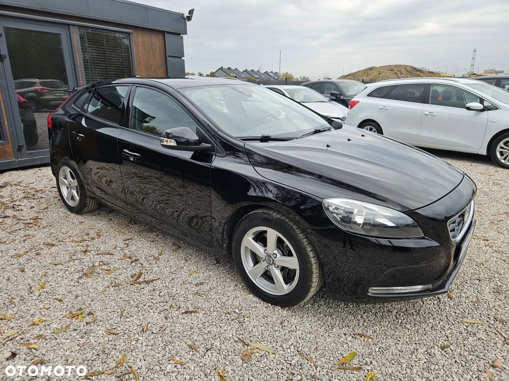 Volvo V40 D3 Momentum - 10