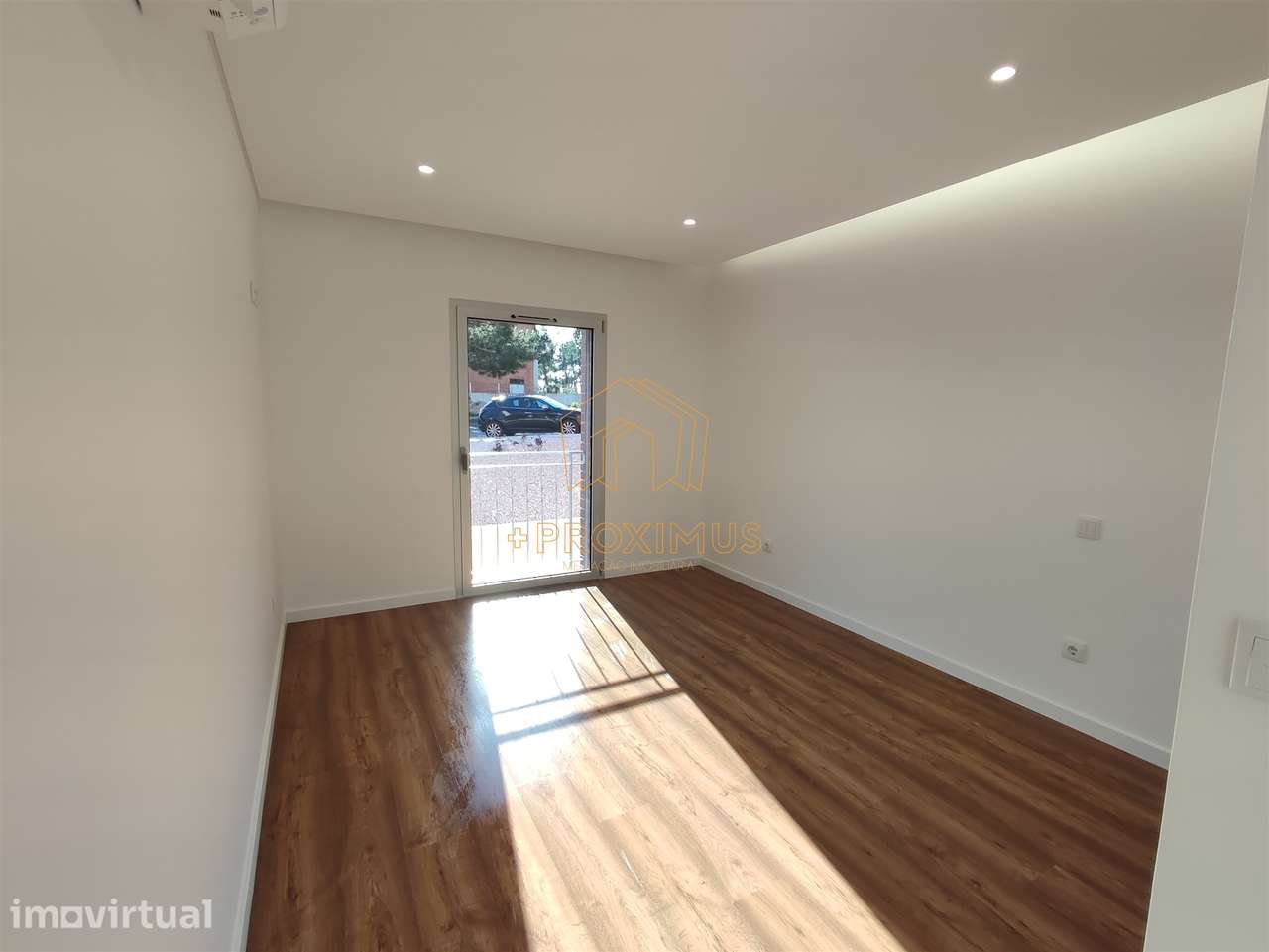 Apartamento T2 c/ garagem - Figueira da Foz - Grande imagem: 4/9