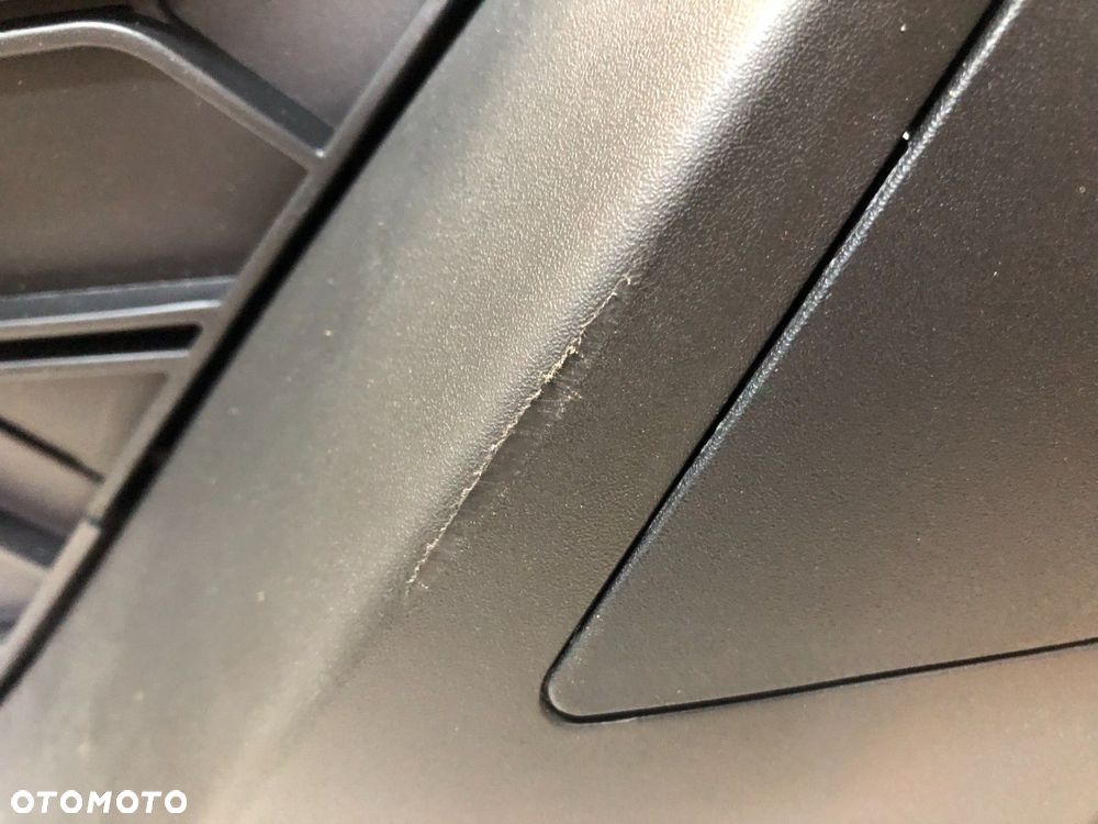 IVECO DAILY 6 VI City 2014-2018 Zderzak przód przedni CZARNY - 3