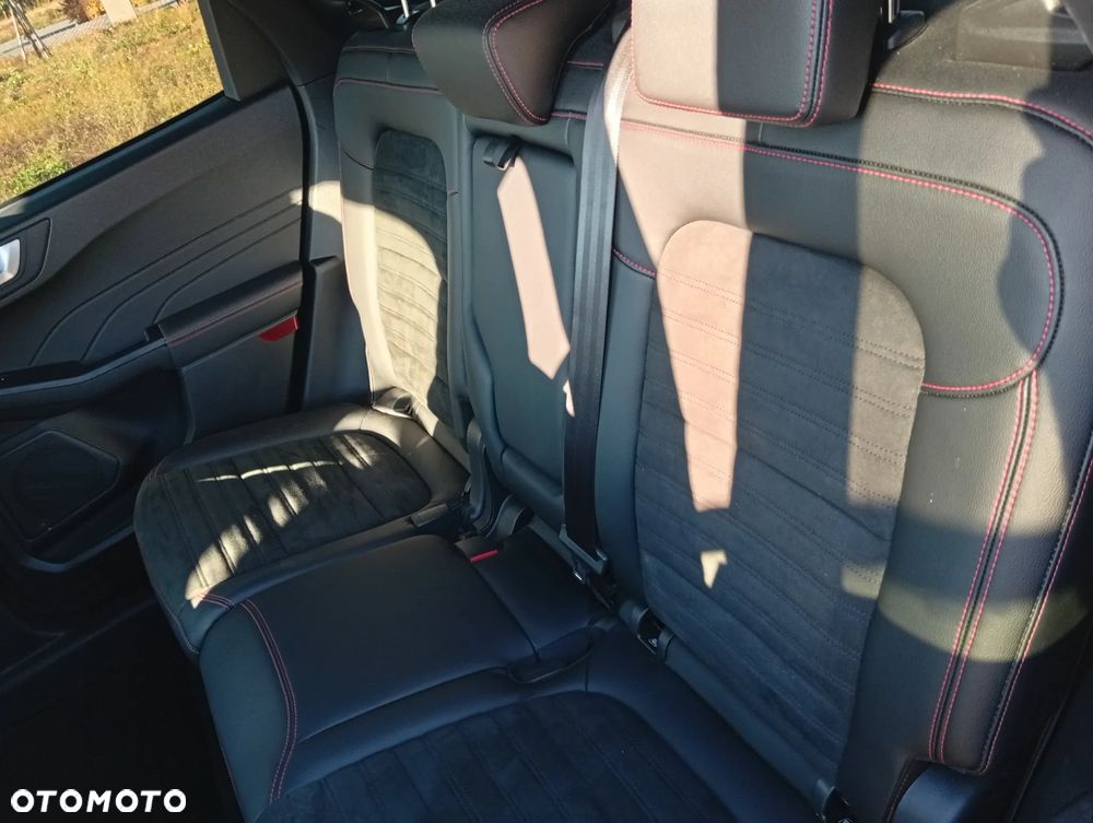 Ford Kuga - 6