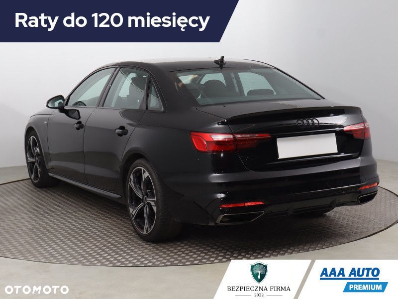 Audi A4 Limousine - 6