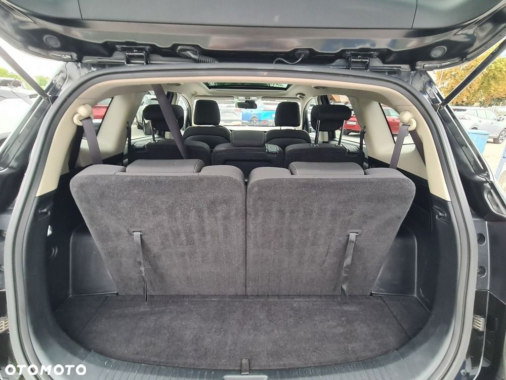 Kia Carens 1.7 CRDi L 7os - 33
