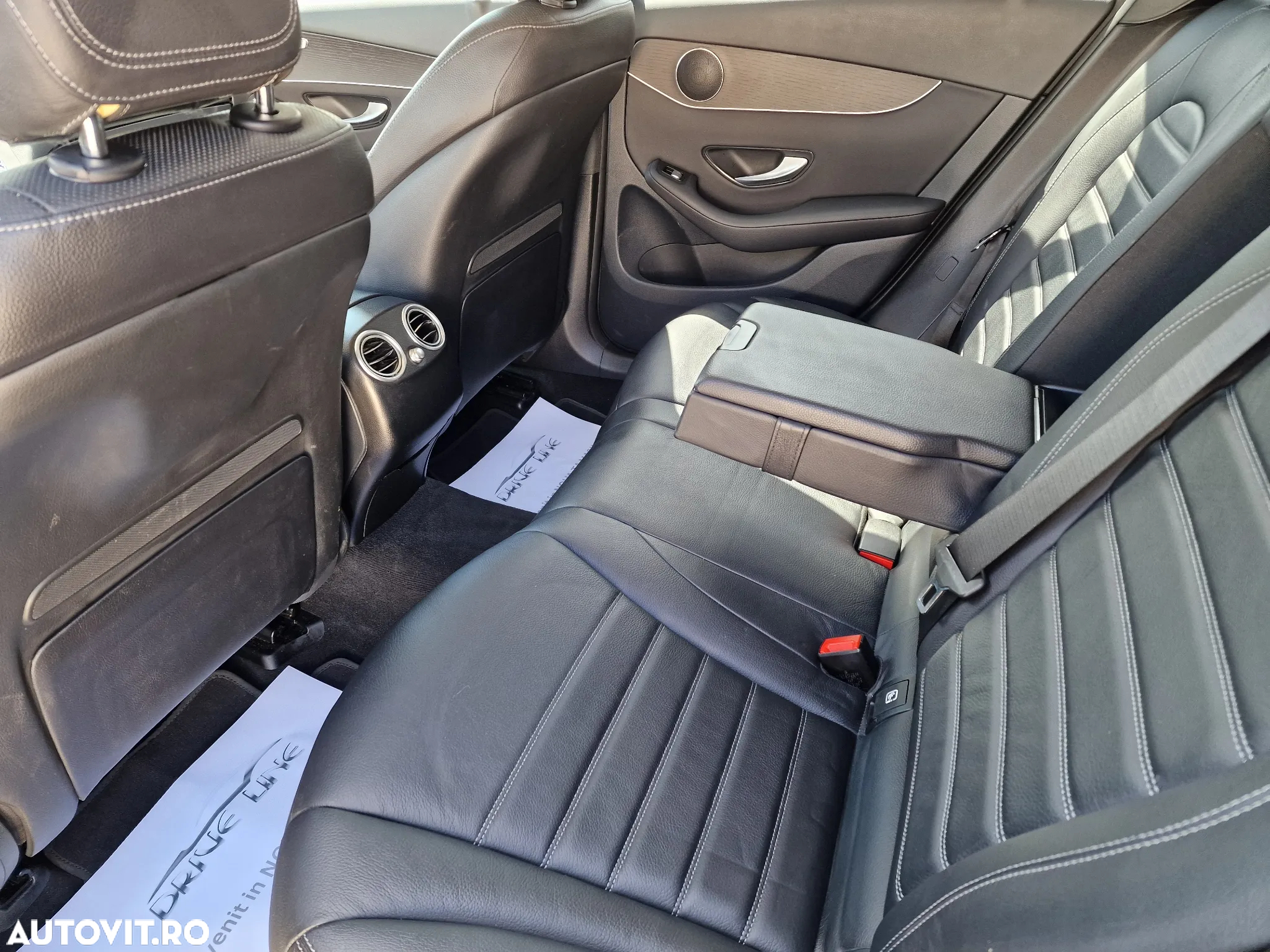 Mercedes-Benz GLC 300 de 4Matic 9G-TRONIC - 27