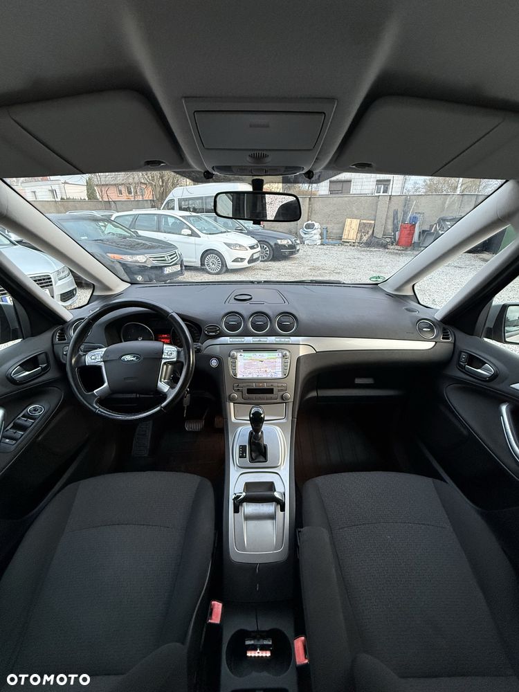 Ford Galaxy - 7
