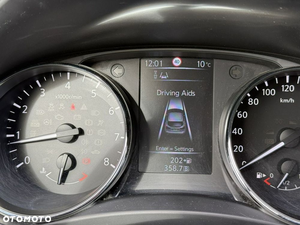 Nissan Qashqai 1.6 DIG-T Tekna - 29