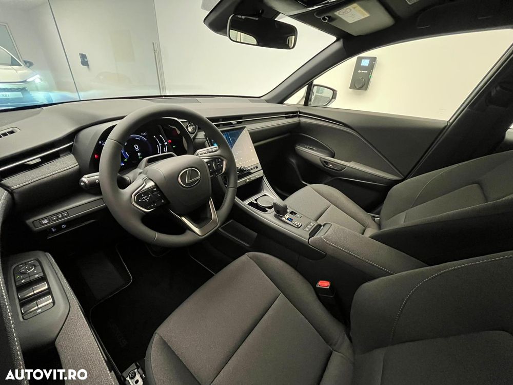 Lexus LBX 1.5 HEV 4x2 CVT Business - 8