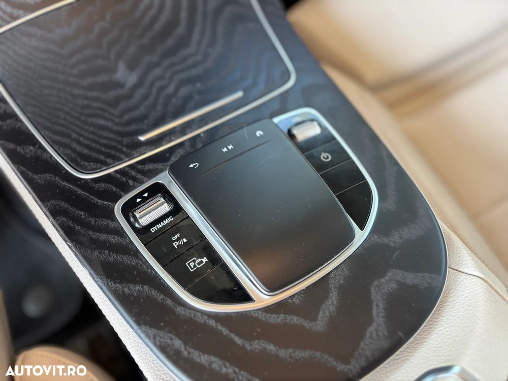 Mercedes-Benz E - 39
