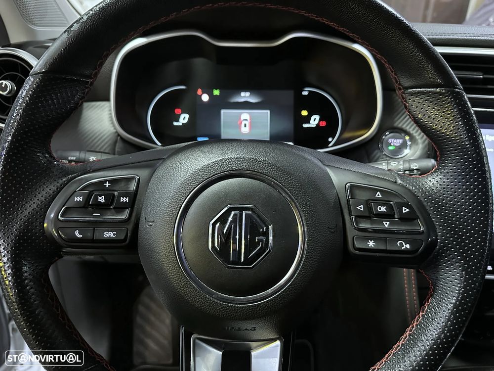 MG ZS Standard Luxury - 34