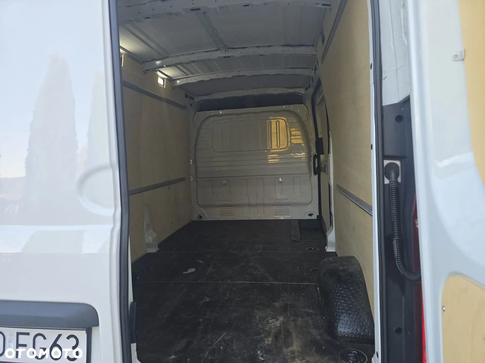 Maxus Deliver 9 - 14