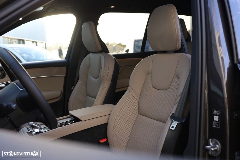 Volvo XC 90 2.0 T8 PHEV Plus Bright AWD - 8