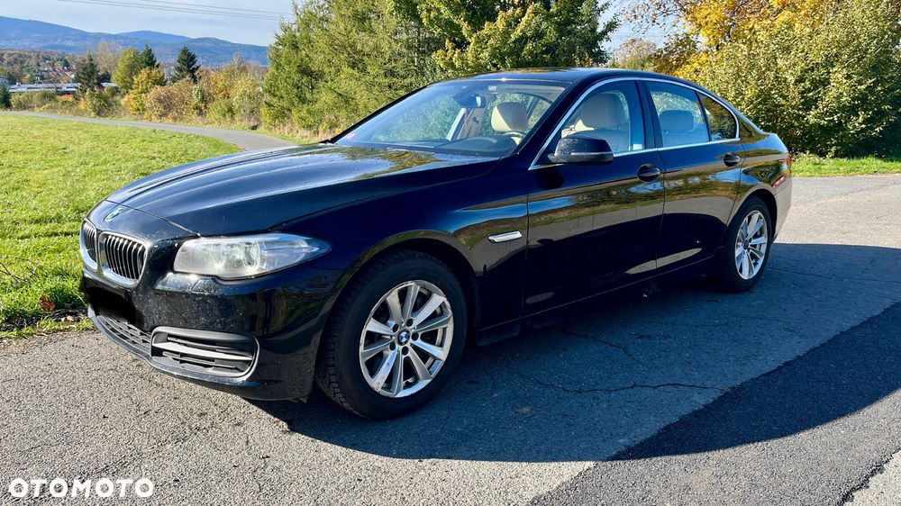 BMW Seria 5 528i xDrive - 5