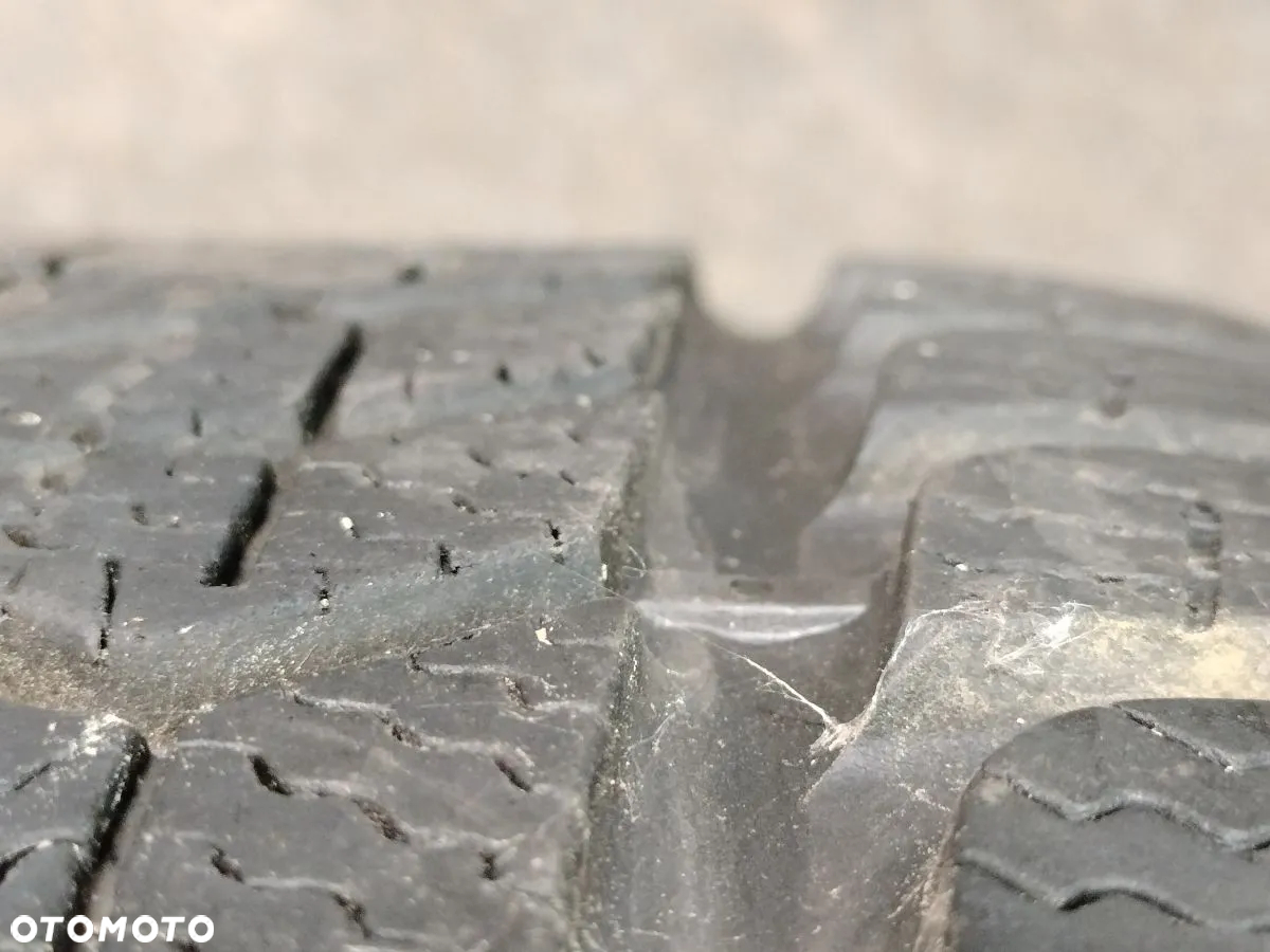 OPONA OPONY Zimowe Pirelli 225/50 R18 - 14