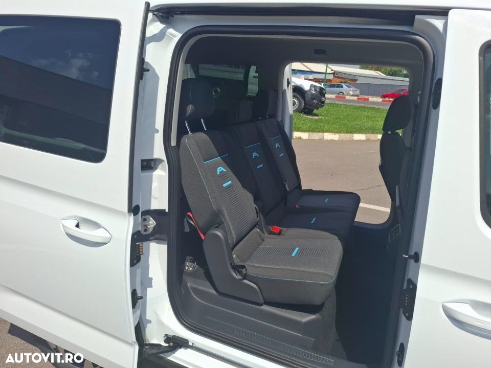 Ford Tourneo Connect - 13