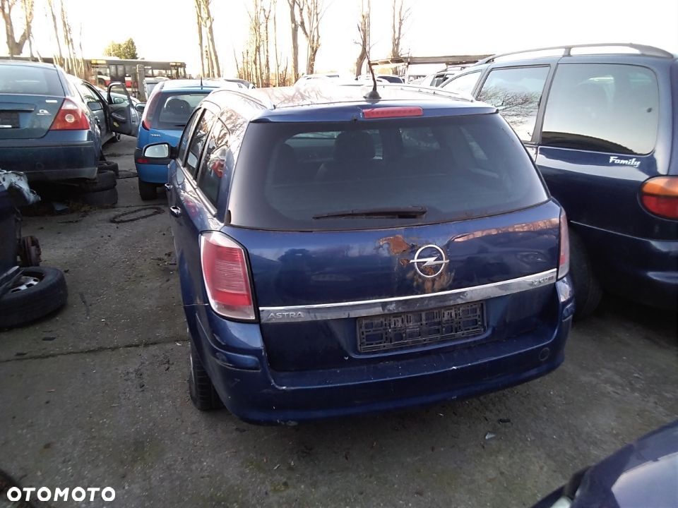drzwi  OPEL ASTRA H KOMBI 1.7D 05R r.,drzwi, klapa ,lampy.... - 3