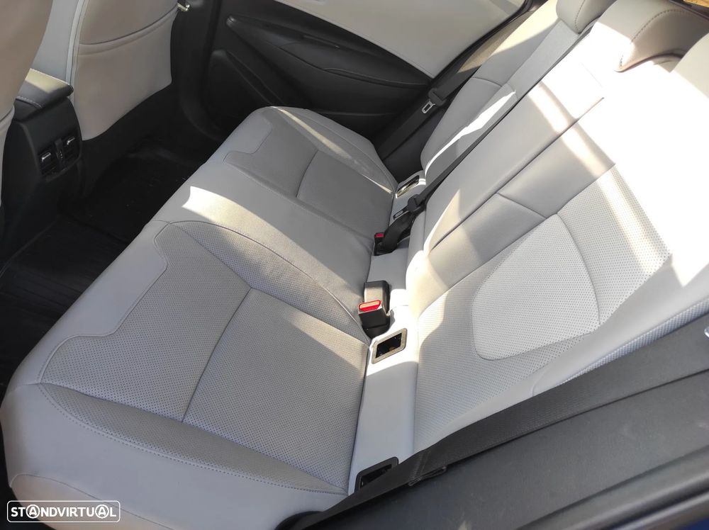 Toyota Corolla Touring Sports 2.0 Hybrid Exclusive - 6