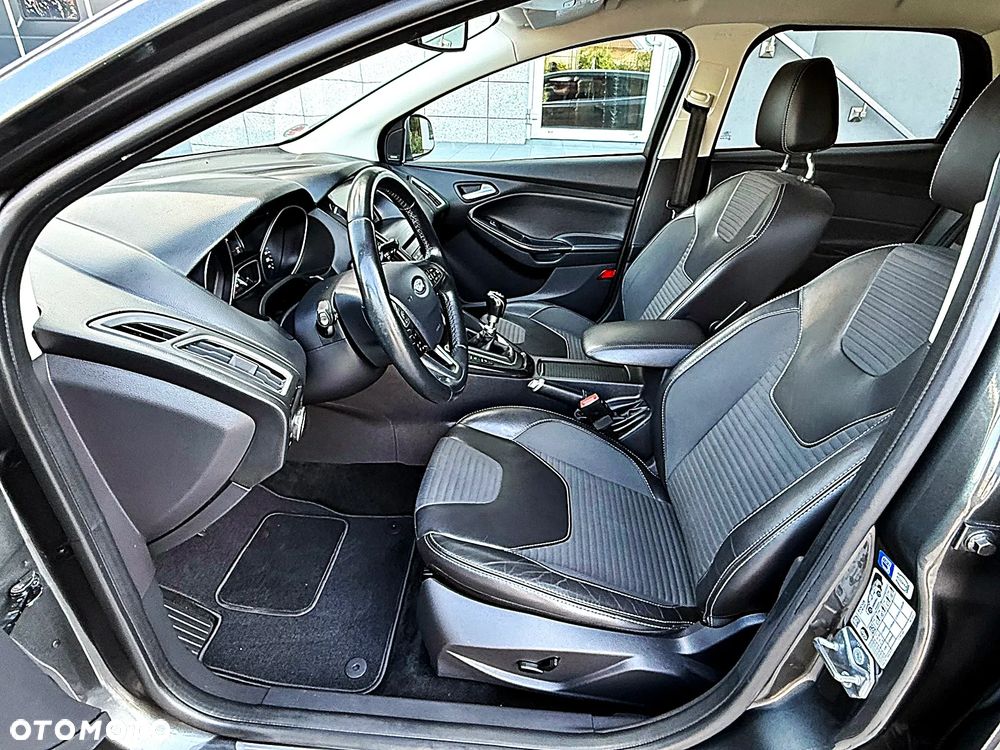 Ford Focus 2.0 EcoBlue ST-Line Business - 18