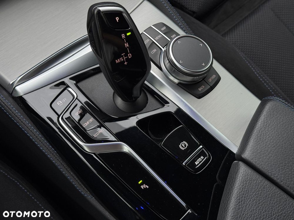 BMW Seria 5 520d xDrive M Sport Edition - 19