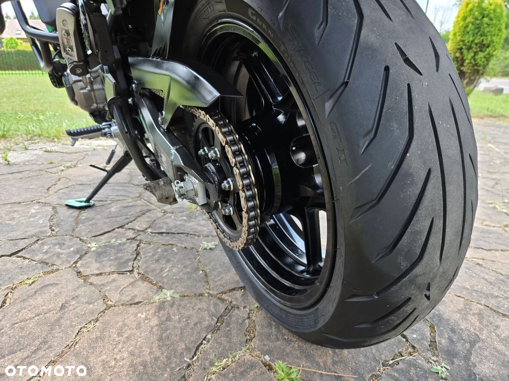Kawasaki Versys 1000 - 9