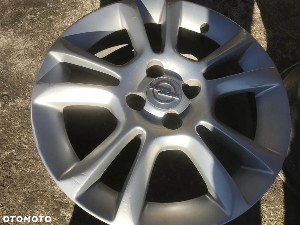 Felgi Opel Corsa D E 6x16 4x100 ET40 - 3
