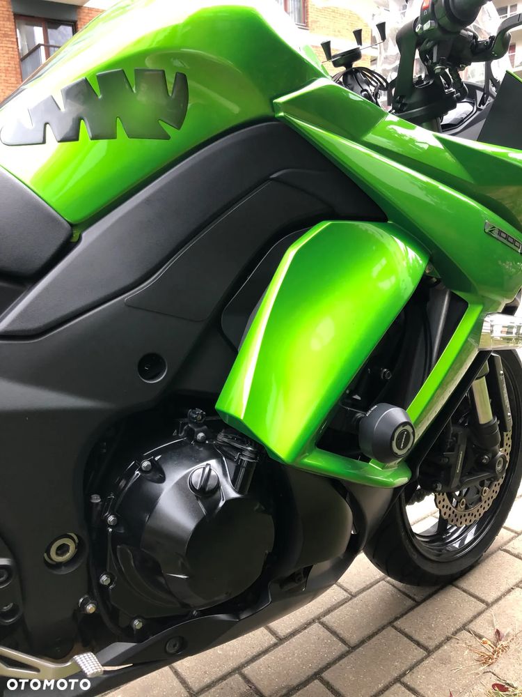 Kawasaki Ninja 1000 SX - 8