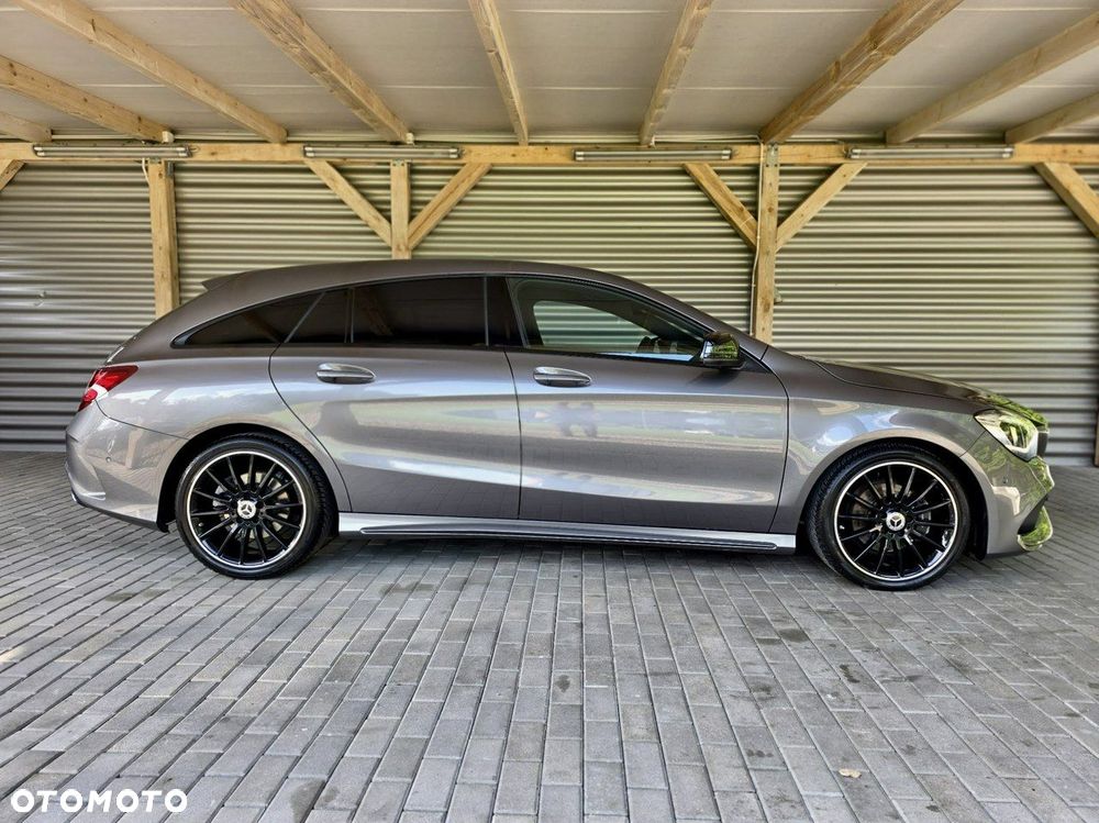 Mercedes-Benz CLA 200 AMG Line - 9